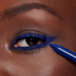 Crayon Black Star Eyeliner Packshot Model Terry Bleu Posed Anita 2000x2000px thumbnail